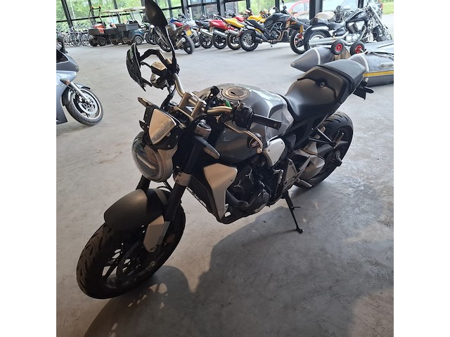Motorfiets, honda, cb 1000 r, 2020 - afbeelding 30 van  33