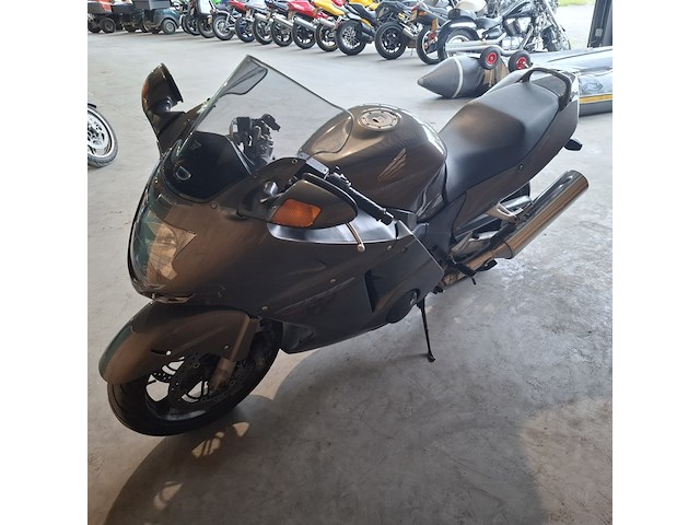 Motorfiets, honda, cbr 1100xx s blackbird, 1997 - afbeelding 33 van  36