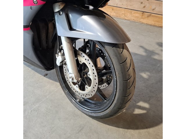 Motorfiets, honda, cbr 600 f, 1995 - afbeelding 3 van  35