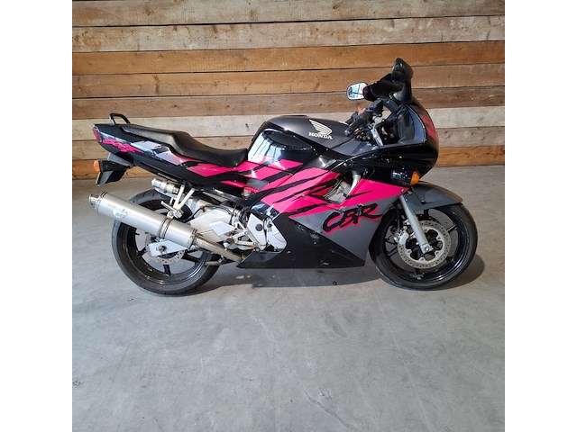 Motorfiets, honda, cbr 600 f, 1995 - afbeelding 1 van  35