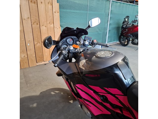 Motorfiets, honda, cbr 600 f, 1995 - afbeelding 19 van  35