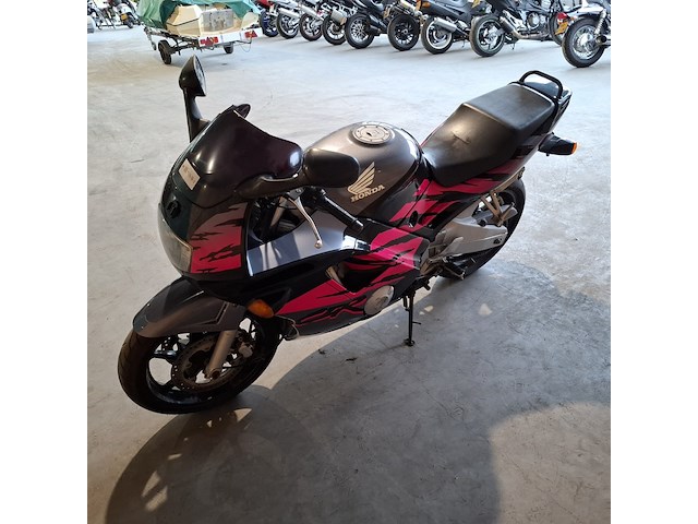 Motorfiets, honda, cbr 600 f, 1995 - afbeelding 33 van  35