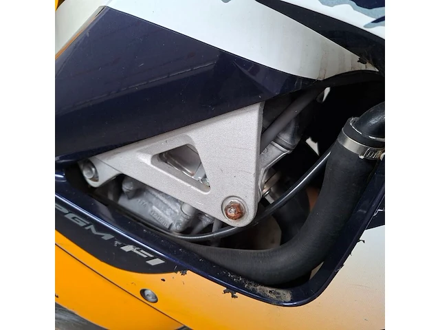 Motorfiets, honda, cbr 900 rr fireblade, 2000 - afbeelding 24 van  31