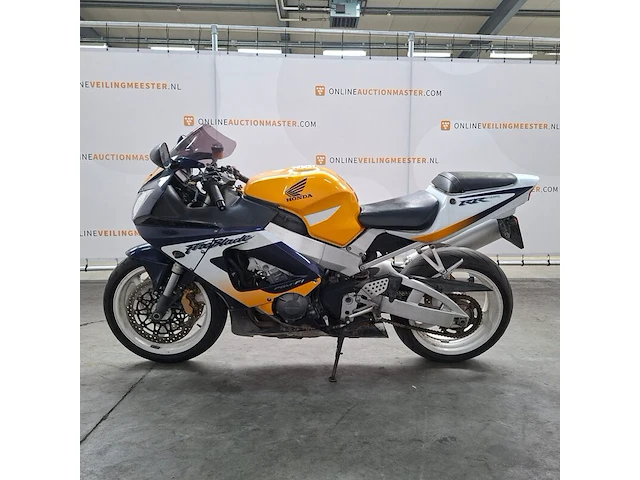 Motorfiets, honda, cbr 900 rr fireblade, 2000 - afbeelding 27 van  31