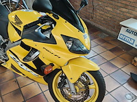Motorfiets, honda, pc35, geel, 2001 - afbeelding 1 van  7