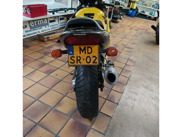 Motorfiets, honda, pc35, geel, 2001 - afbeelding 4 van  7