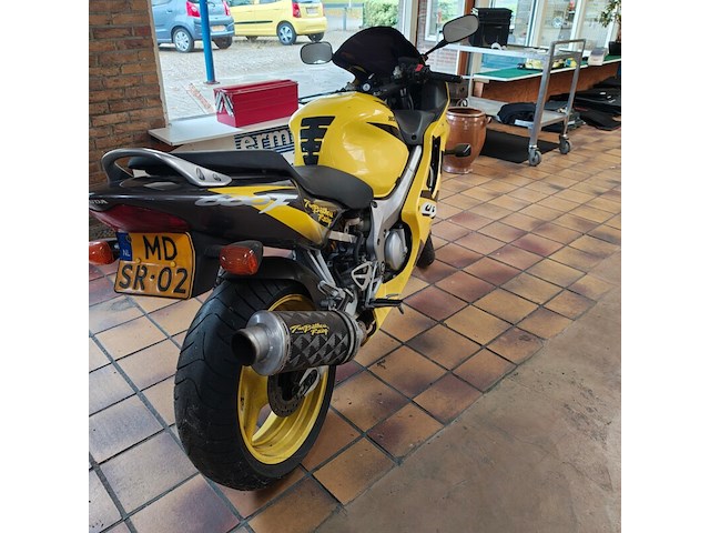 Motorfiets, honda, pc35, geel, 2001 - afbeelding 5 van  7