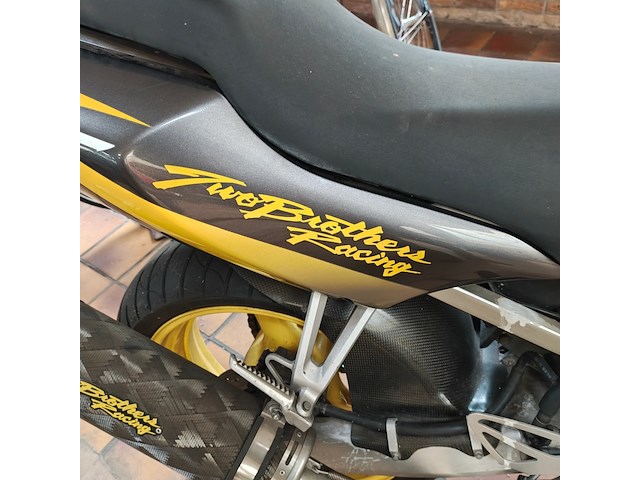 Motorfiets, honda, pc35, geel, 2001 - afbeelding 6 van  7