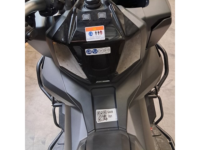 Motorfiets, honda, scooter, 2025 - afbeelding 9 van  18
