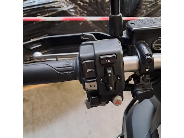 Motorfiets, honda, scooter, 2025 - afbeelding 11 van  18