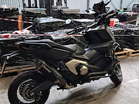 Motorfiets, honda, scooter, 2025 - afbeelding 15 van  18