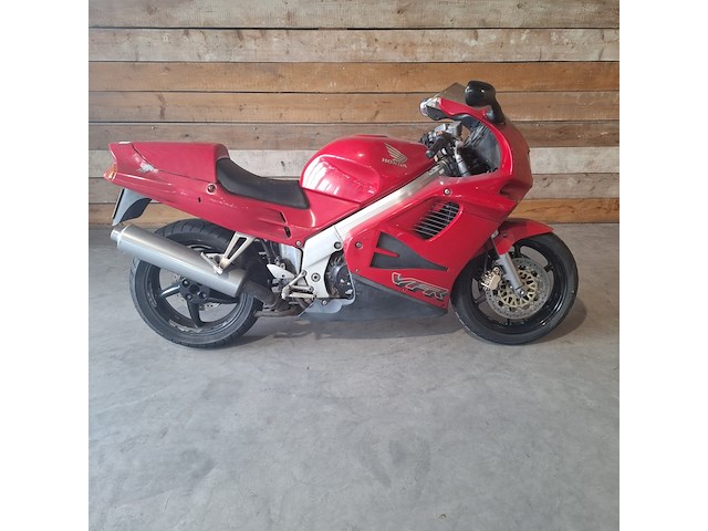 Motorfiets, honda, vfr 750f, rood, 1996 - afbeelding 1 van  36