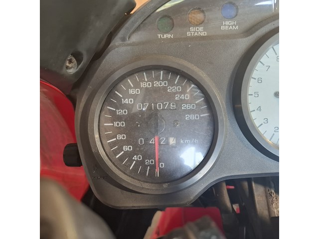 Motorfiets, honda, vfr 750f, rood, 1996 - afbeelding 28 van  36