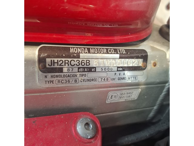 Motorfiets, honda, vfr 750f, rood, 1996 - afbeelding 29 van  36