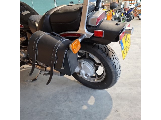 Motorfiets, honda, vt 1100 c shadow, 1985 - afbeelding 13 van  34