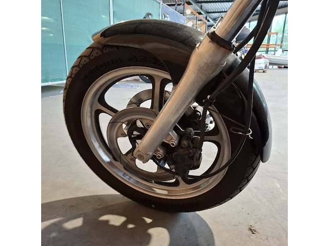 Motorfiets, honda, vt 1100 c shadow, 1985 - afbeelding 19 van  34