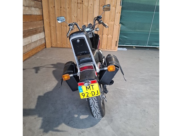 Motorfiets, honda, vt 1100 c shadow, 1985 - afbeelding 29 van  34