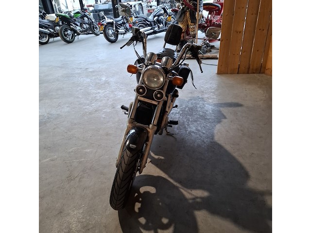 Motorfiets, honda, vt 1100 c shadow, 1985 - afbeelding 32 van  34