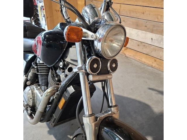Motorfiets, honda, vt 1100 c shadow, 1985 - afbeelding 34 van  34