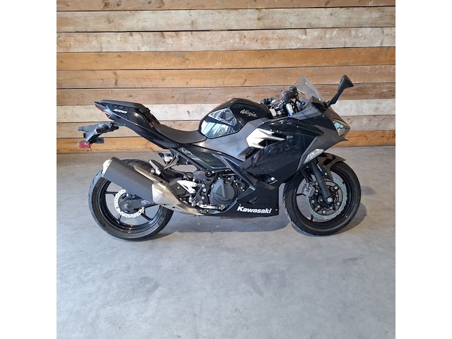 Motorfiets, kawasaki, ninja ex400gjf - afbeelding 1 van  37