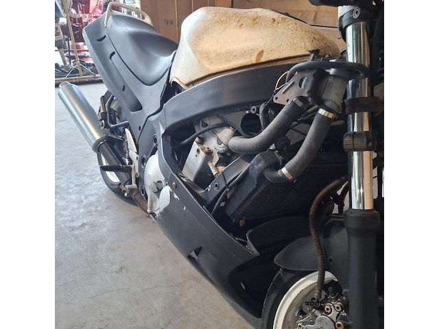 Motorfiets, kawasaki, zz-r 600, 1991 - afbeelding 4 van  27