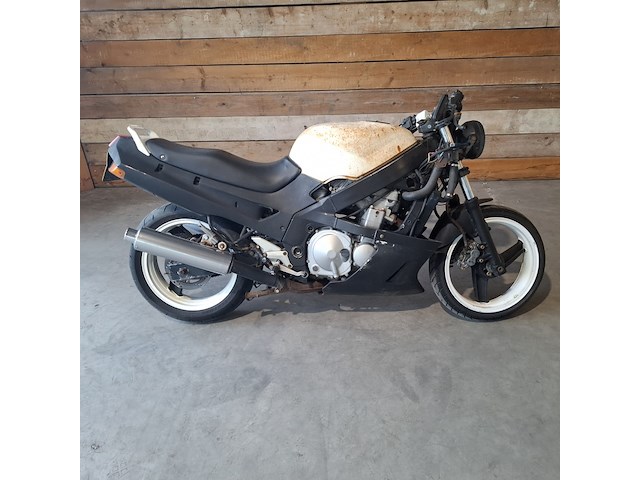 Motorfiets, kawasaki, zz-r 600, 1991 - afbeelding 1 van  27