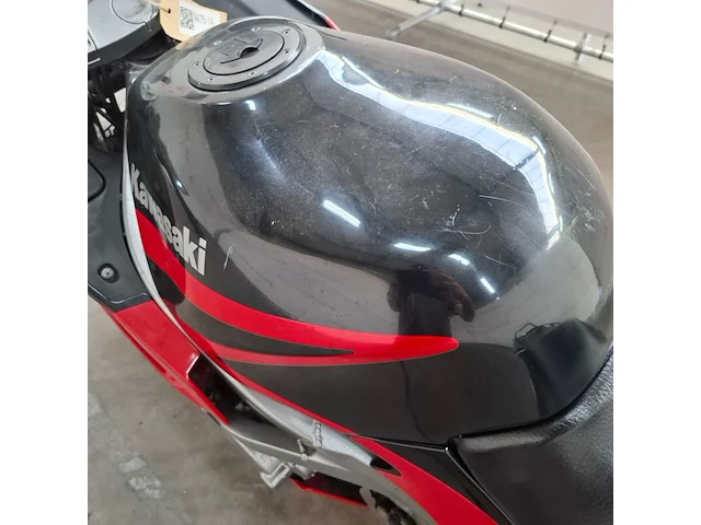 Motorfiets, kawasaki, zz-r 600, 1992 - afbeelding 14 van  31
