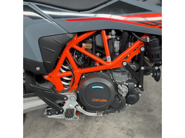 Motorfiets, ktm, tour 690 smc r, 2021 - afbeelding 13 van  14