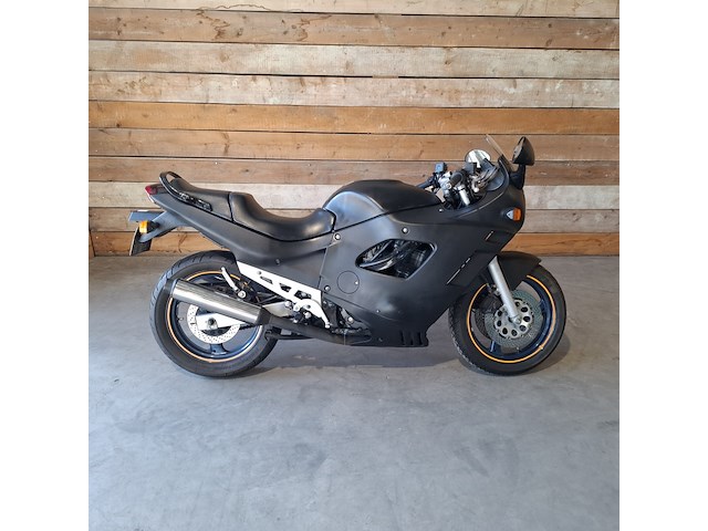 Motorfiets, suzuki, gsx 600 f, 1995 - afbeelding 1 van  35