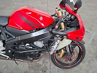 Motorfiets, suzuki, gsx r 600 met verlengde achterbrug, gsx r 600, 2005 - afbeelding 7 van  26
