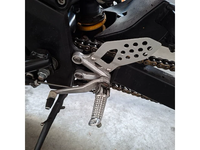 Motorfiets, suzuki, gsx r 600 met verlengde achterbrug, gsx r 600, 2005 - afbeelding 18 van  26