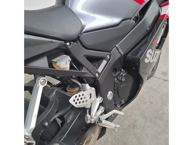 Motorfiets, suzuki, gsx r 750, 2004 - afbeelding 3 van  24