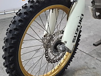 Motorfiets, suzuki, rm z250 - afbeelding 16 van  27