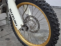Motorfiets, suzuki, rm z250 - afbeelding 23 van  27