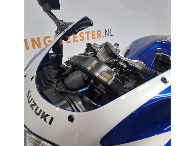 Motorfiets, suzuki, sport - gsx r 600, 2003 - afbeelding 32 van  62