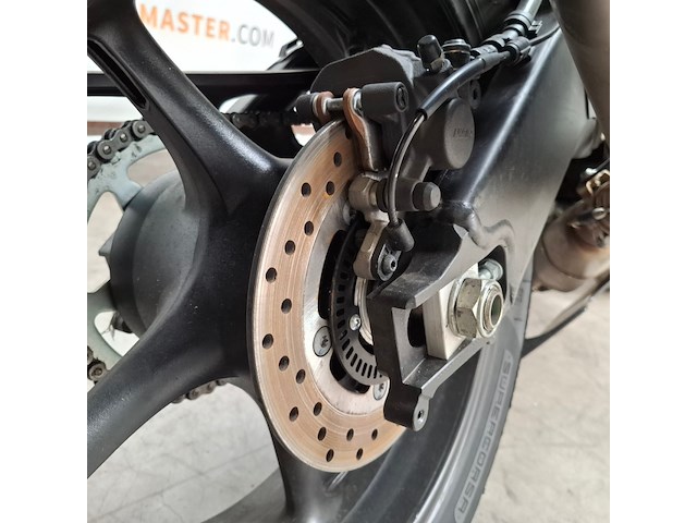 Motorfiets, yamaha, r6 , circuitmotor - afbeelding 9 van  28