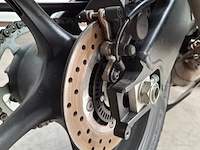 Motorfiets, yamaha, r6 , circuitmotor - afbeelding 9 van  28