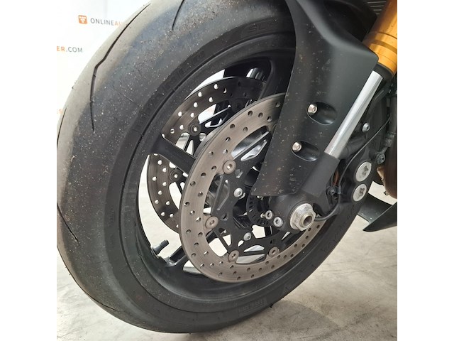 Motorfiets, yamaha, r6 , circuitmotor - afbeelding 17 van  28