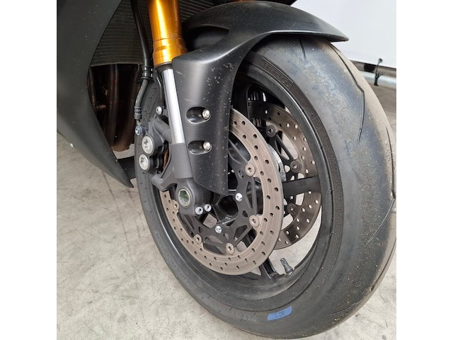 Motorfiets, yamaha, r6 , circuitmotor - afbeelding 24 van  28