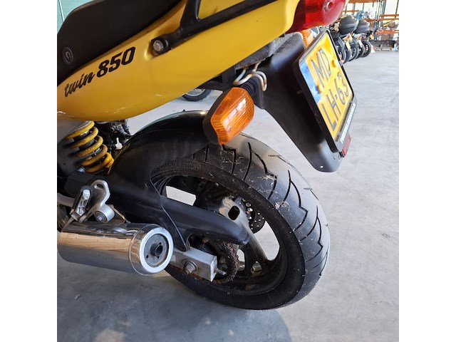 Motorfiets, yamaha, tdm 850, 1996 - afbeelding 15 van  34