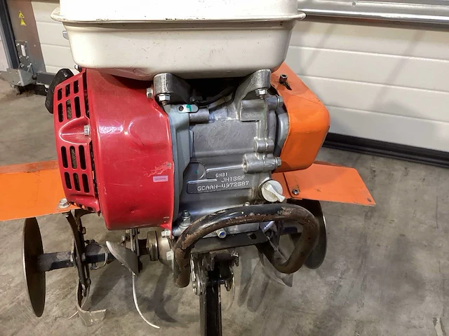 Motorgrondfrees / tuinfrees met honda gx160 motor - afbeelding 4 van  8