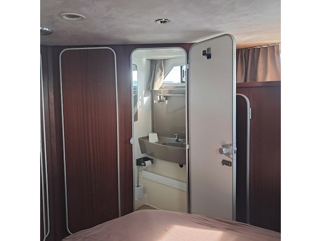 Motorjacht, broom, crown 37 - afbeelding 4 van  116