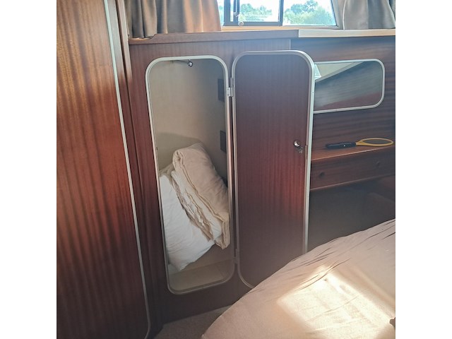 Motorjacht, broom, crown 37 - afbeelding 9 van  116
