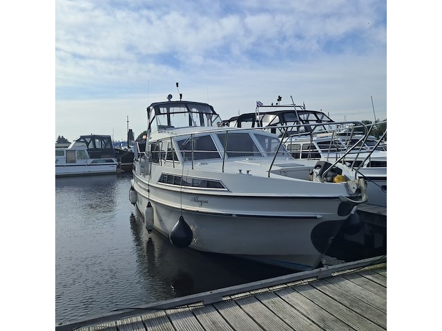 Motorjacht, broom, crown 37 - afbeelding 29 van  116