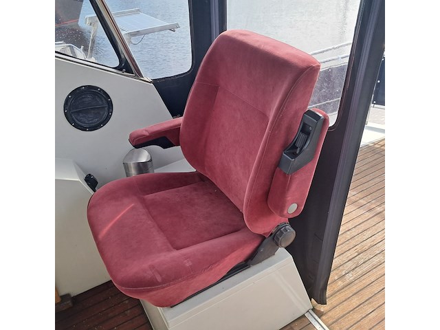 Motorjacht, broom, crown 37 - afbeelding 45 van  116