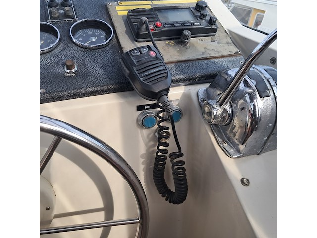 Motorjacht, broom, crown 37 - afbeelding 50 van  116
