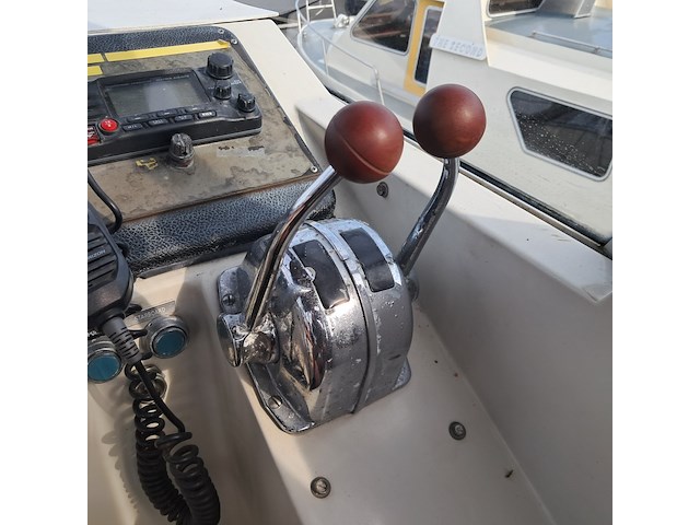 Motorjacht, broom, crown 37 - afbeelding 52 van  116