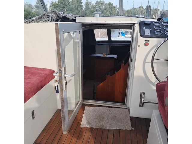 Motorjacht, broom, crown 37 - afbeelding 54 van  116