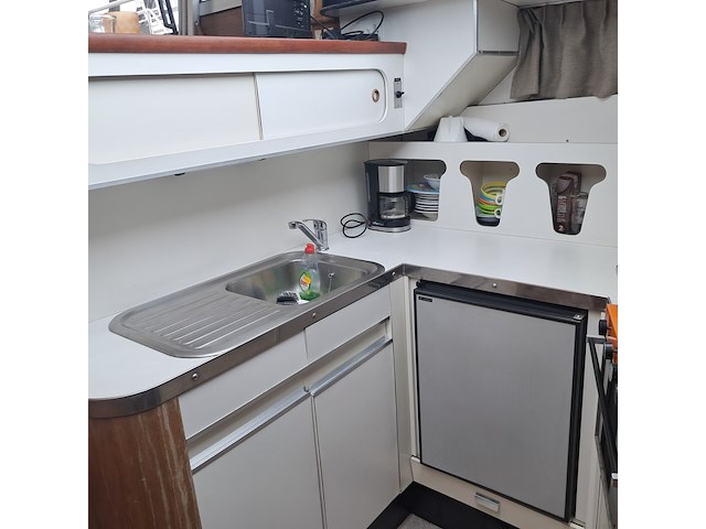 Motorjacht, broom, crown 37 - afbeelding 82 van  116