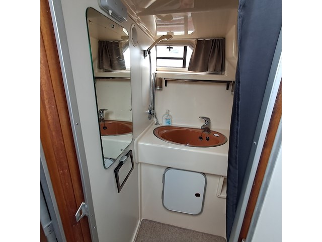 Motorjacht, broom, crown 37 - afbeelding 91 van  116